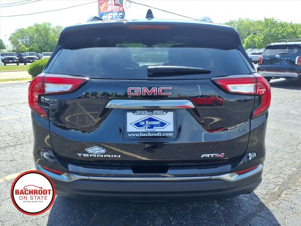 2023 GMC Terrain AT4