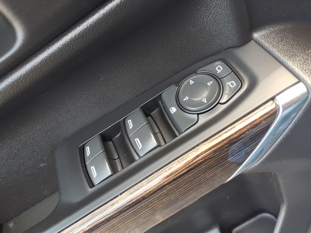 2022 GMC Sierra Limited Elevation