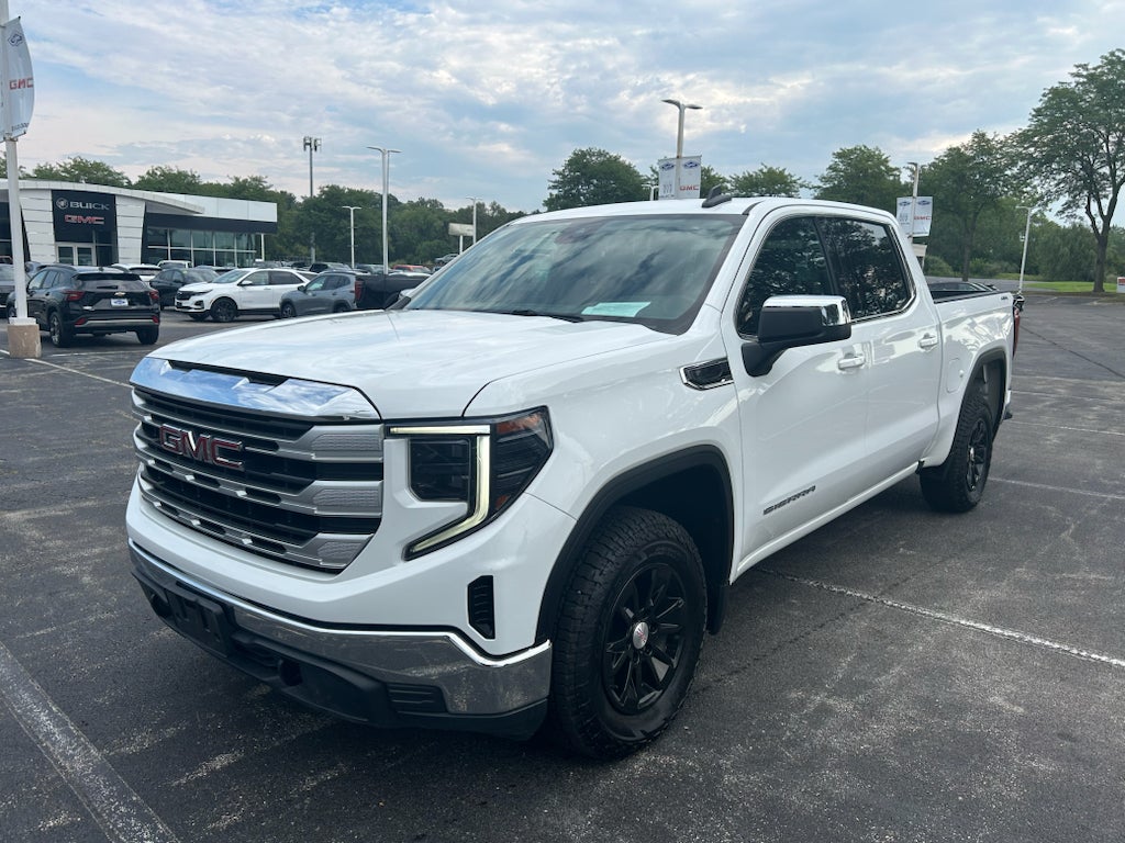 2024 GMC Sierra SLE
