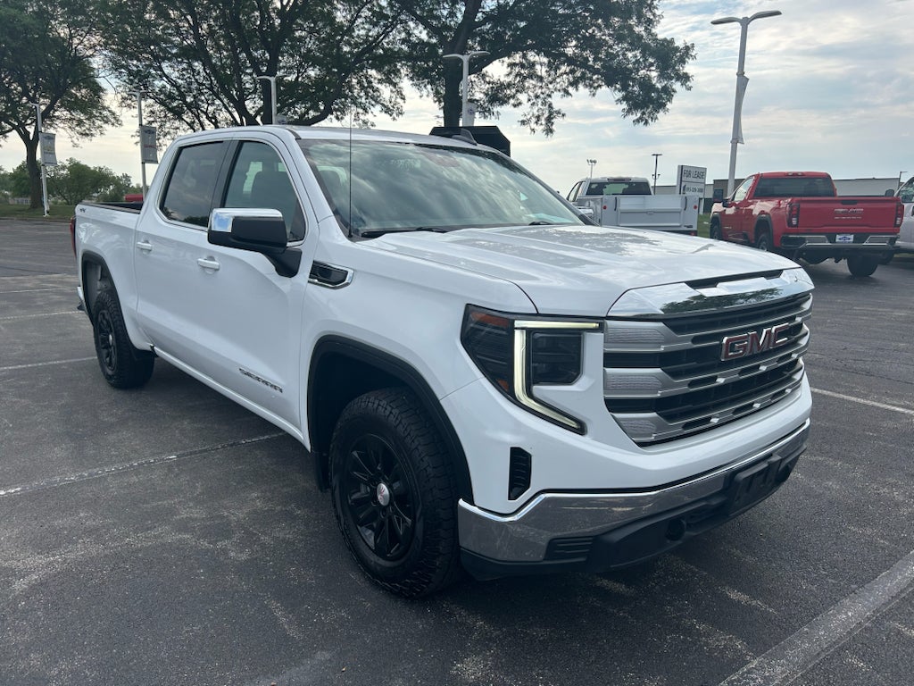 2024 GMC Sierra SLE