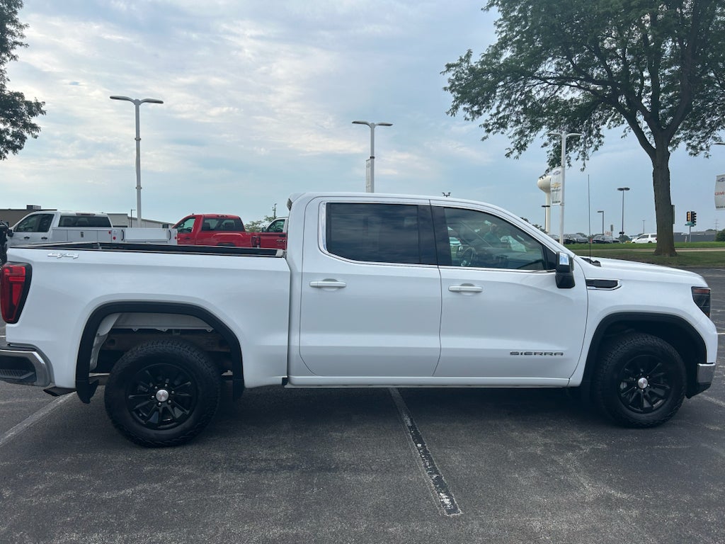 2024 GMC Sierra SLE
