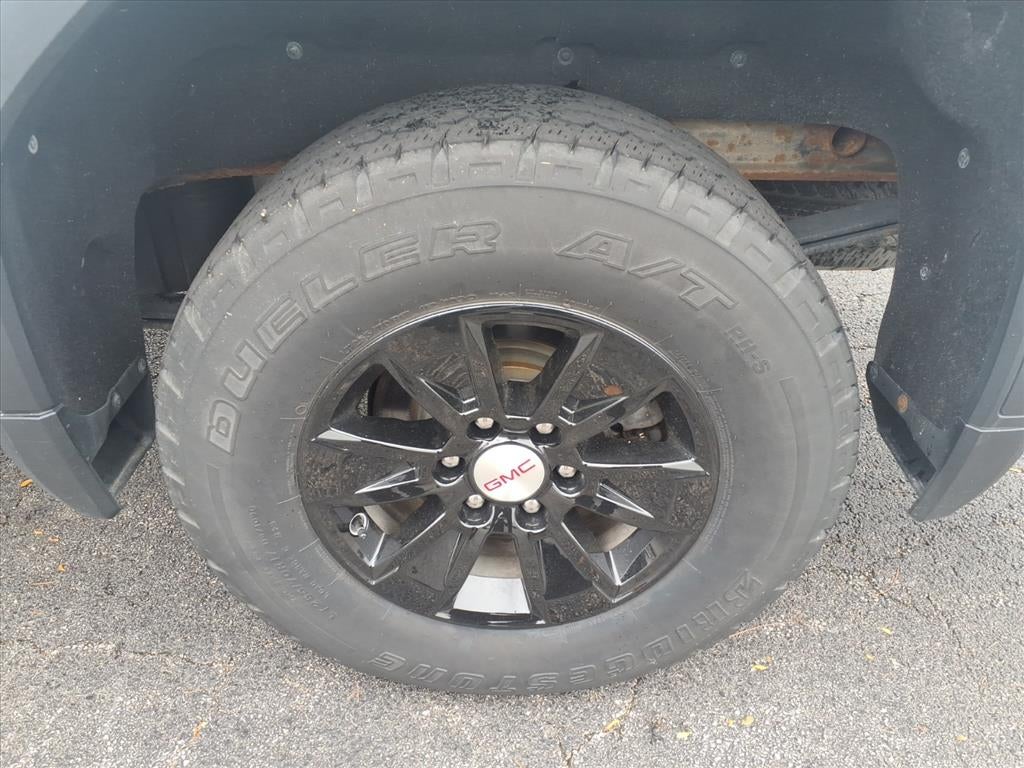2022 GMC Sierra SLE