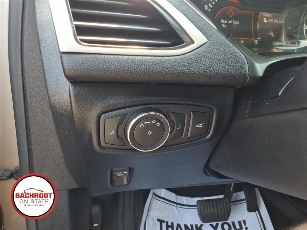 2016 Lincoln MKZ Base