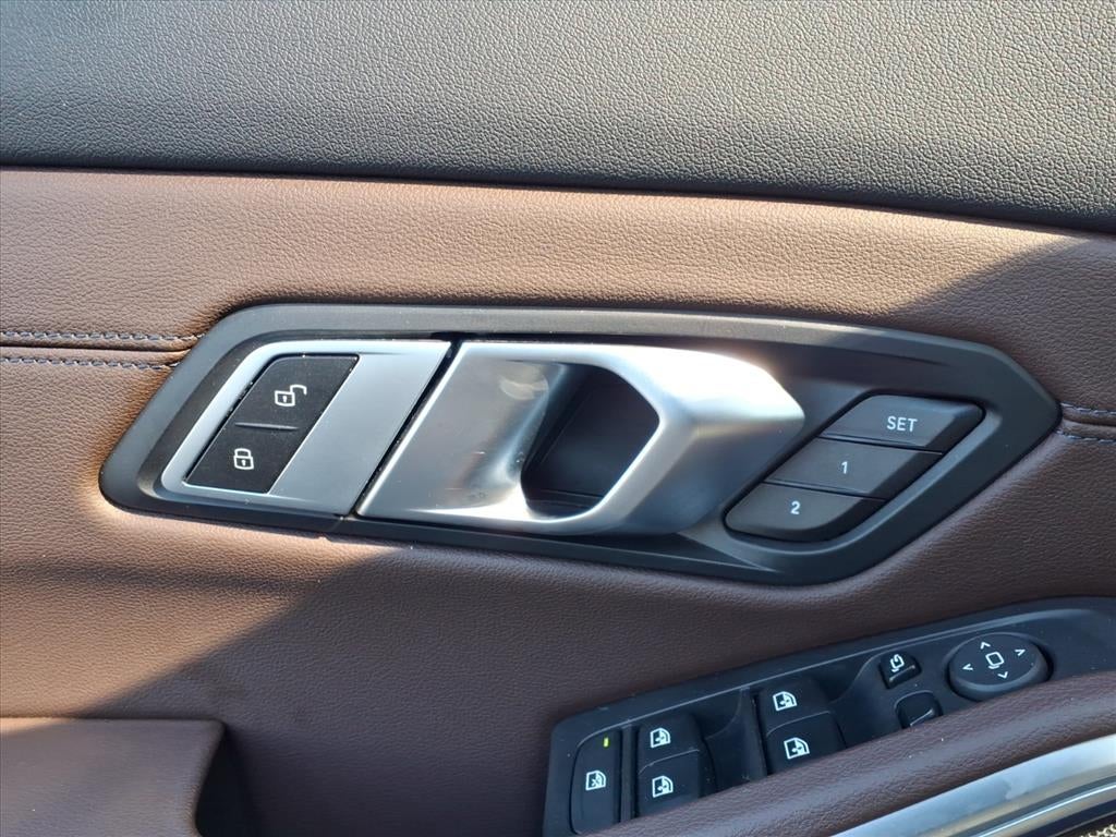 2023 BMW 3 series 330i xDrive