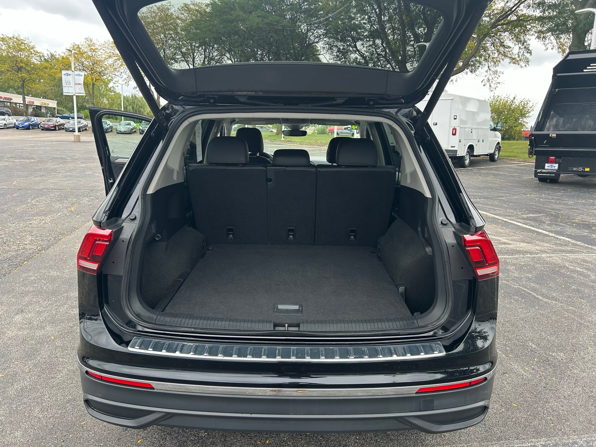 2024 Volkswagen Tiguan Wolfsburg Edition