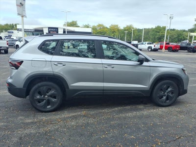 2025 Volkswagen Taos S