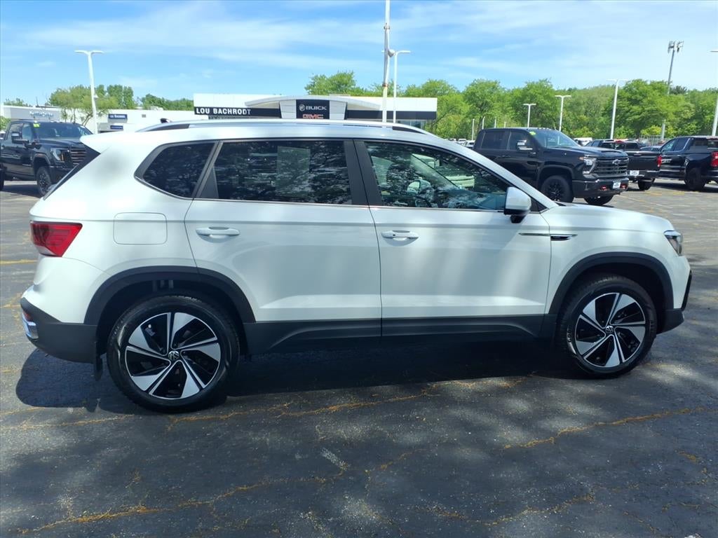 2024 Volkswagen Taos SE