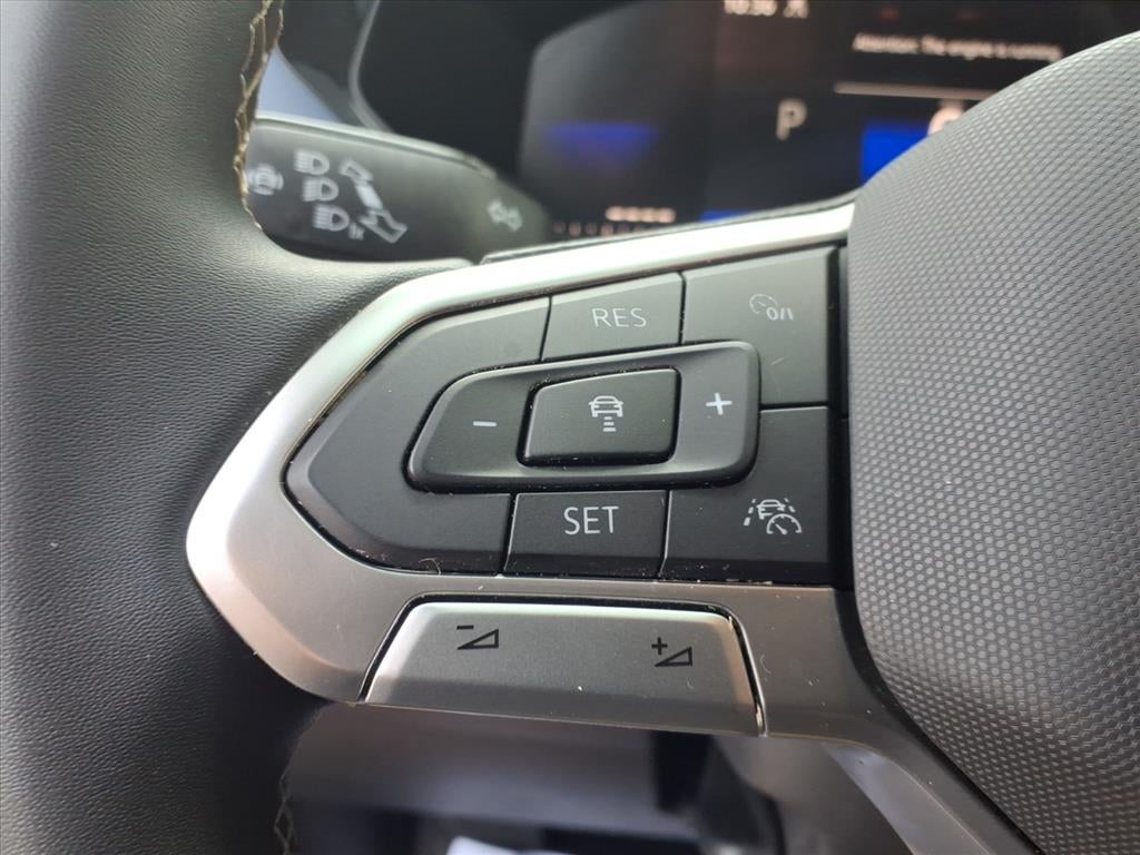 2023 Volkswagen Taos SE