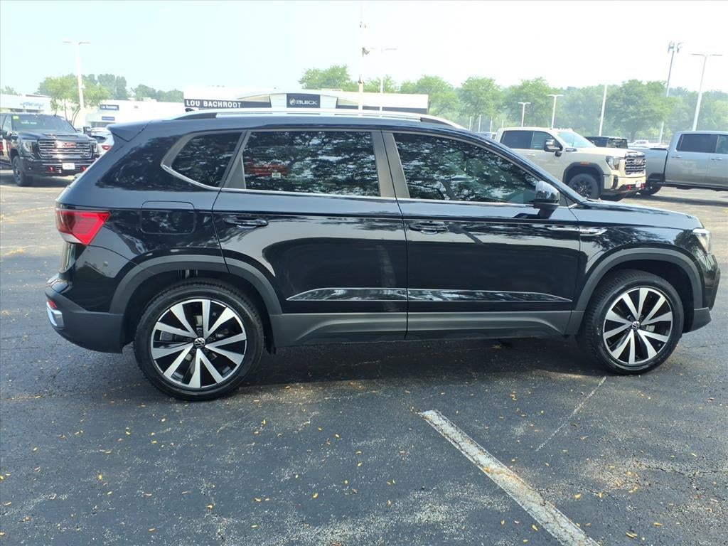 2023 Volkswagen Taos SE