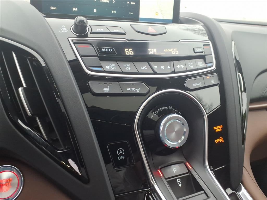 2025 Acura RDX w/Technology Package