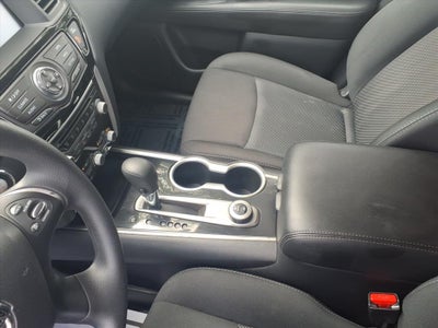 2020 Nissan Pathfinder S