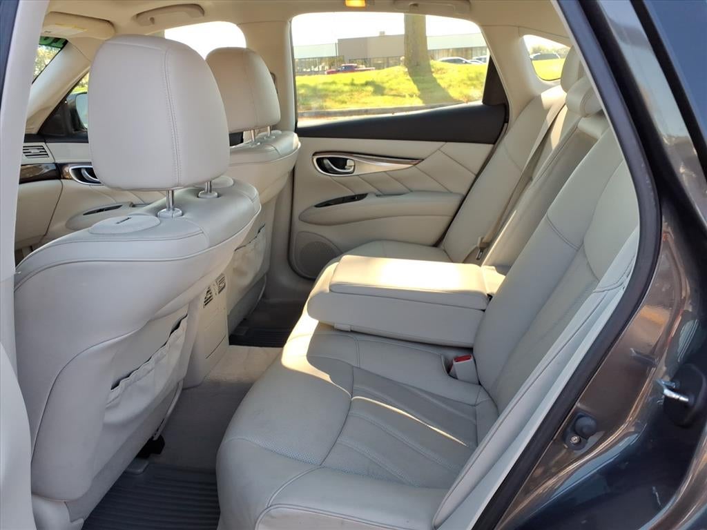 2013 INFINITI M37x Base
