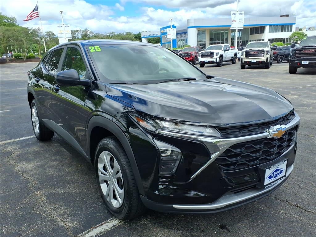 2025 Chevrolet Trax LS