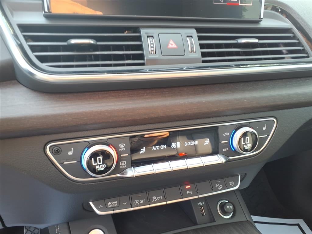 2023 Audi Q5 S line Premium Plus