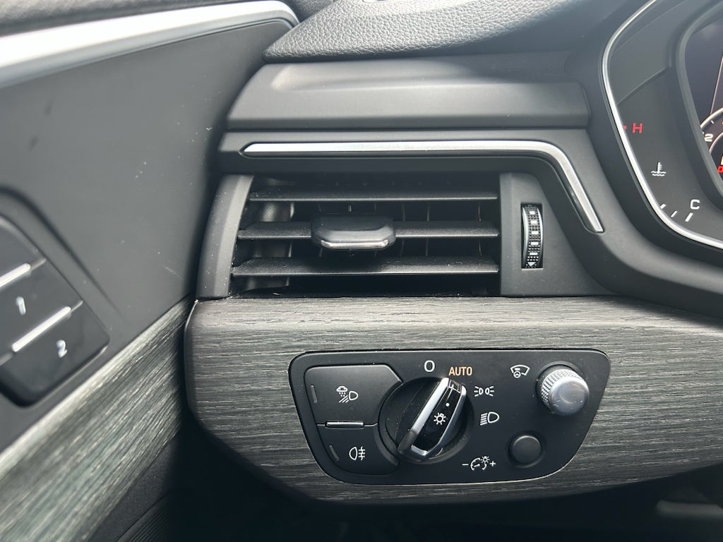 2017 Audi A4 Prestige