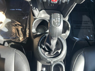 2015 MINI Hardtop Cooper (M6)