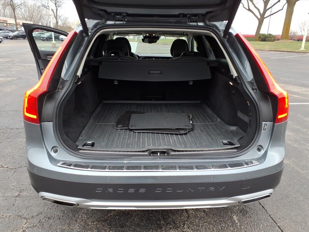 2018 Volvo V90 Cross Country T6