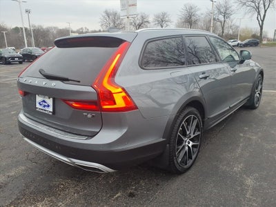 2018 Volvo V90 Cross Country T6