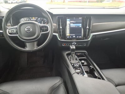 2018 Volvo V90 Cross Country T6