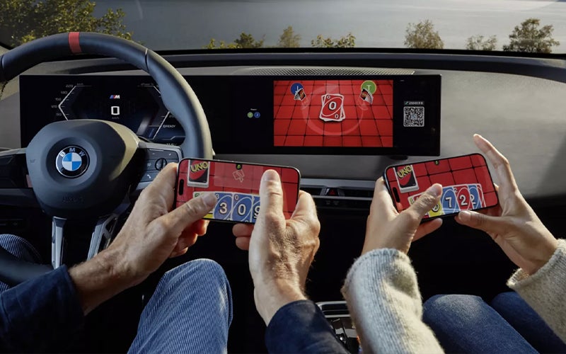 The BMW Curved Display AirConsole. | Bachrodt BMW in Rockford IL